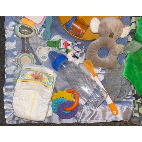 Paradise Galleries Reborn Baby Boy "Frog Prince" + TONS of Extras (NWT) - Picture 8 of 11